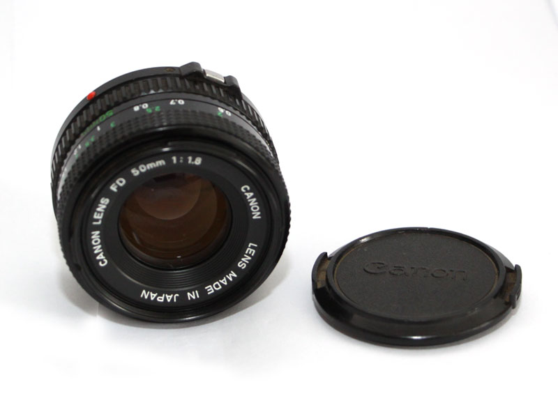 Canon nFD 50 мм F1.8 фото ракурс 1