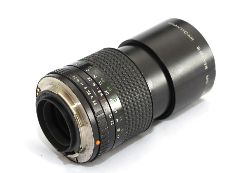 Pentacon Prakticar 135 мм F2.8 фото ракурс 3